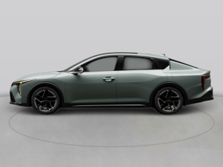 2025 Kia K4 angled left