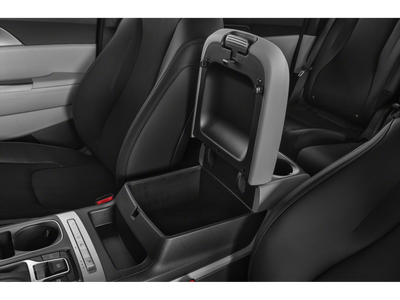 2023 Kia Carnival LX FWD