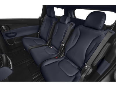 2025 Kia Carnival SX FWD