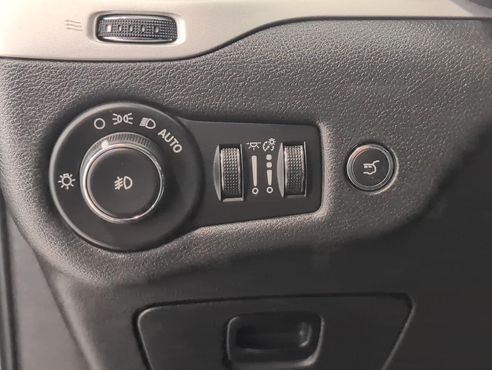 2014 Jeep Cherokee 4WD 4dr Trailhawk