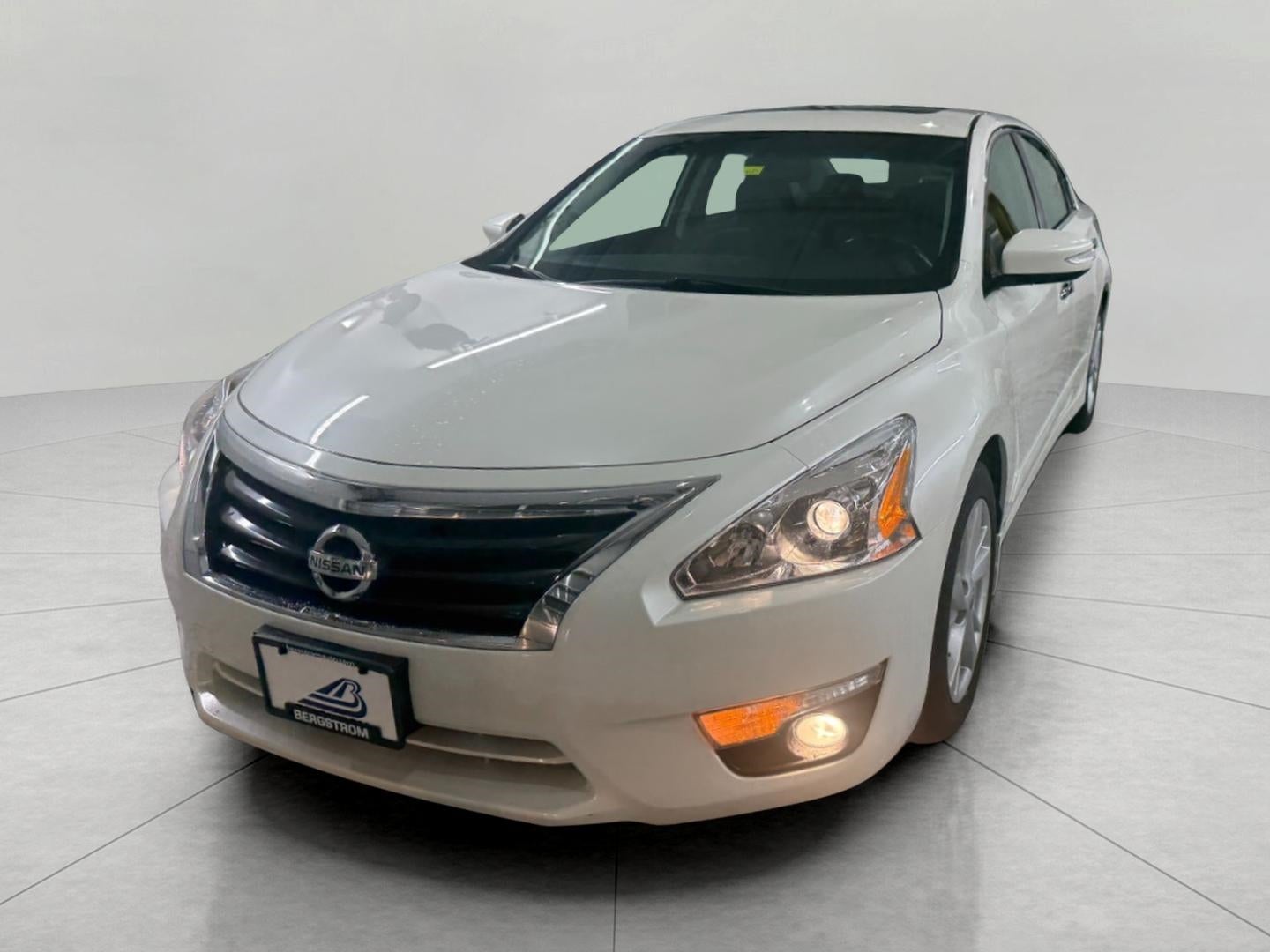 2015 Nissan Altima 4dr Sdn I4 2.5