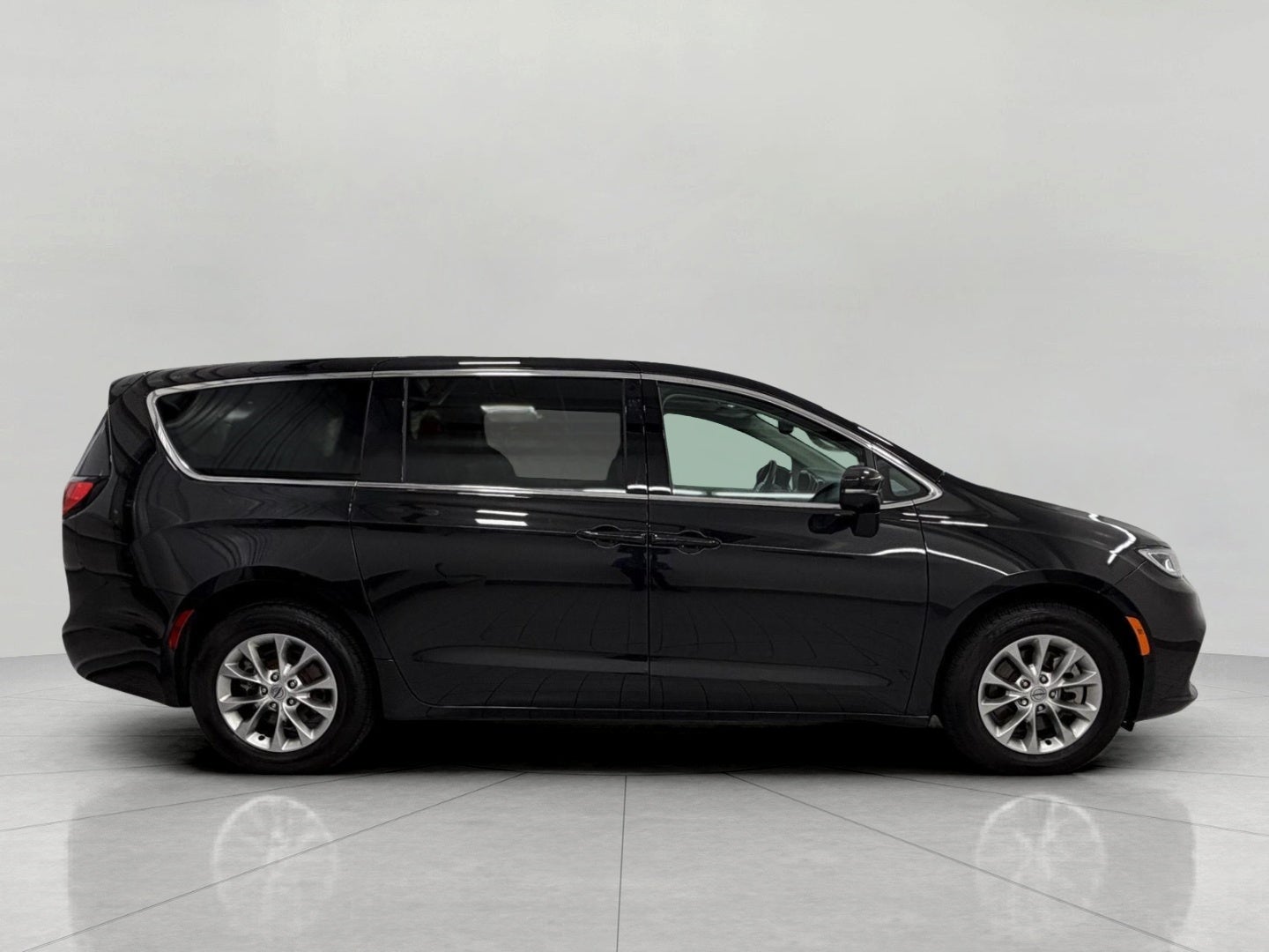 2023 Chrysler Pacifica Touring L AWD