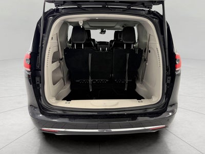 2023 Chrysler Pacifica Touring L AWD