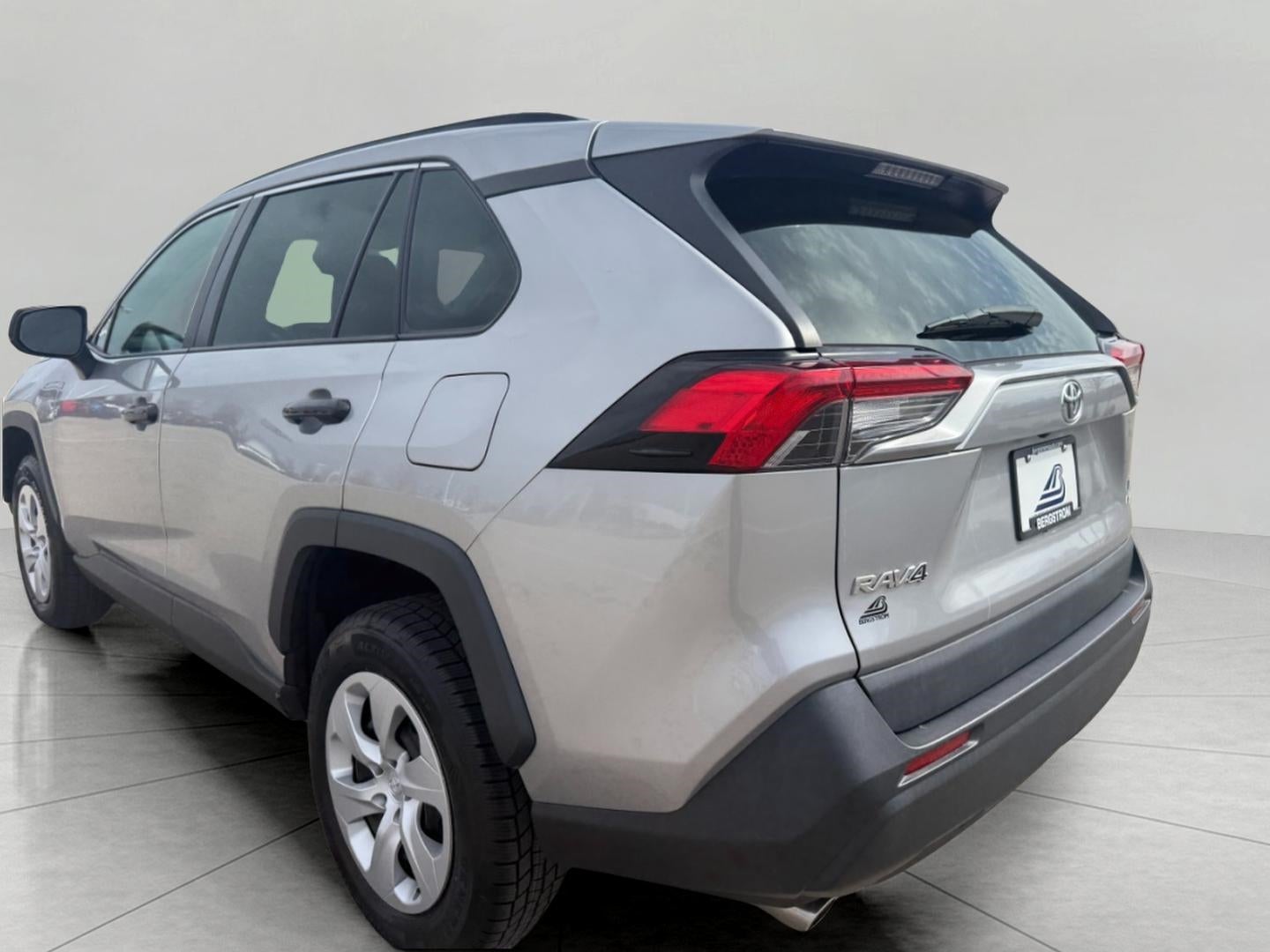 2019 Toyota RAV4 LE AWD