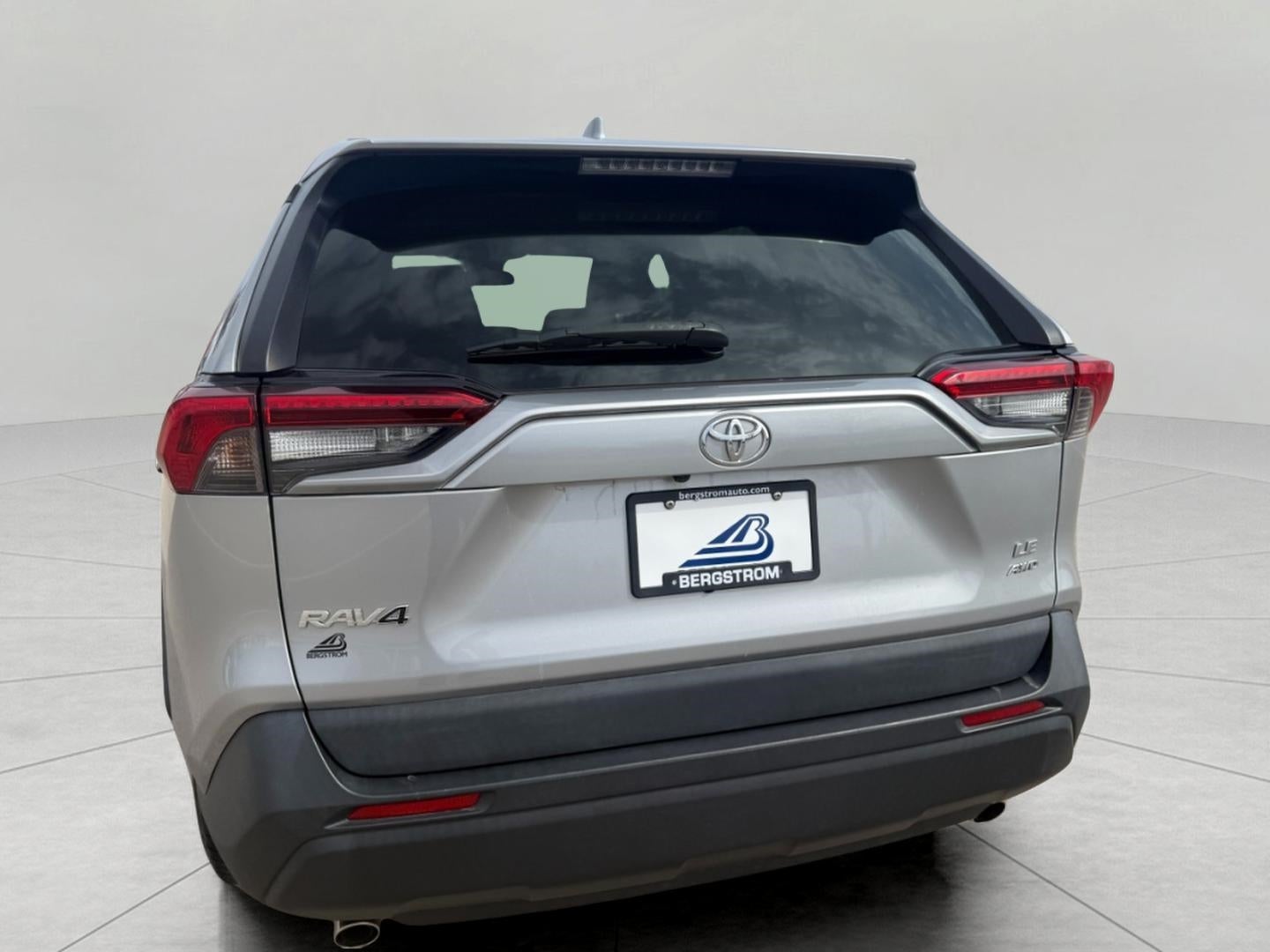 2019 Toyota RAV4 LE AWD