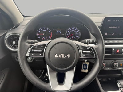 2023 Kia Forte LX IVT