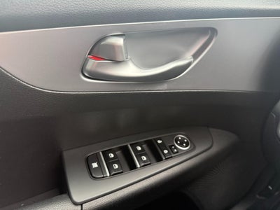 2023 Kia Forte LX IVT