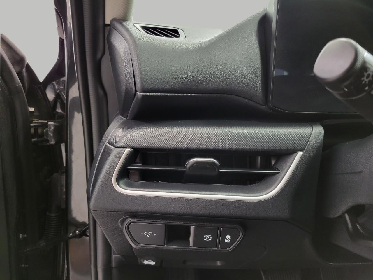 2025 Kia K4 SEDAN