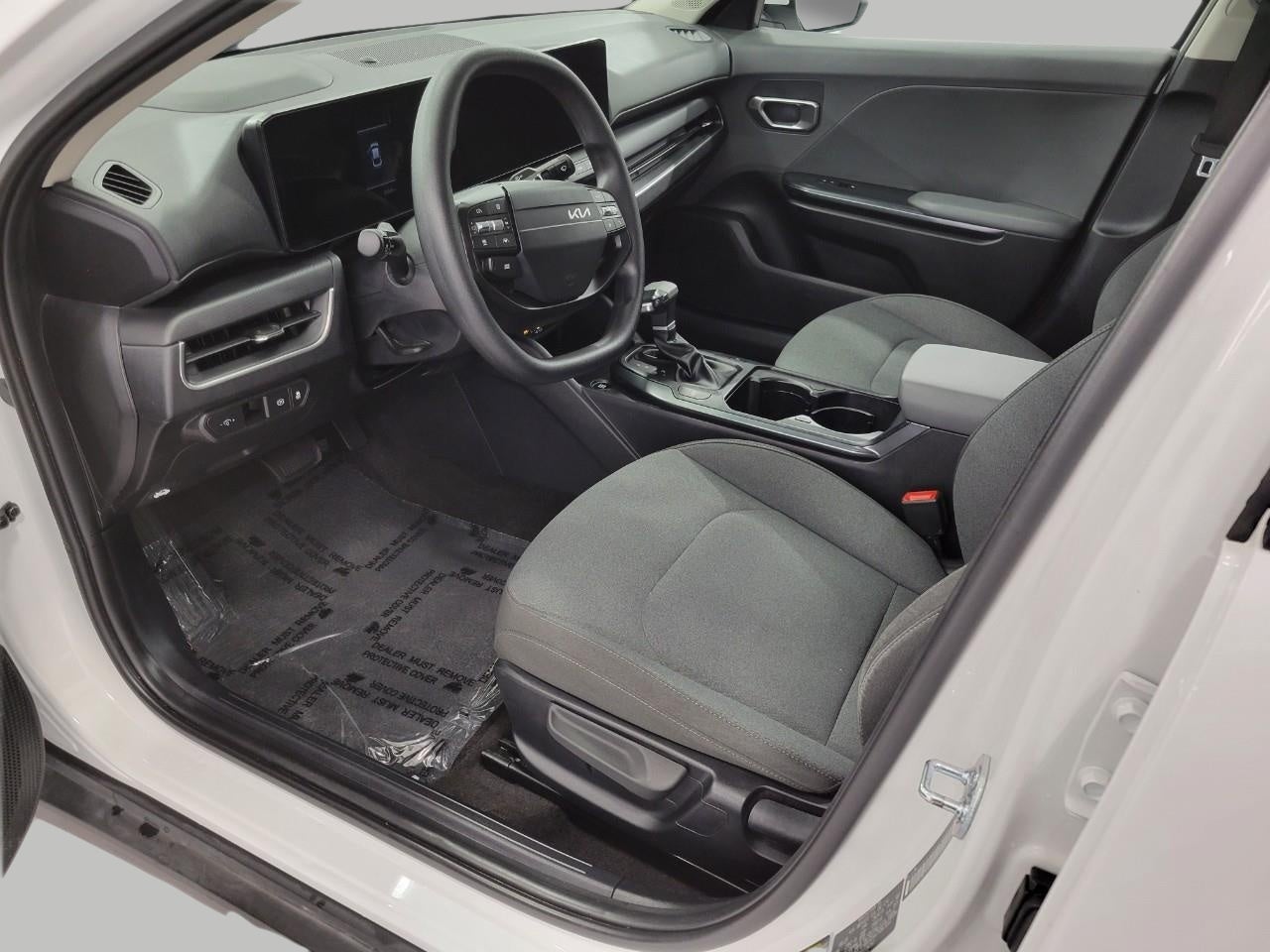 2025 Kia K4 LXS FWD