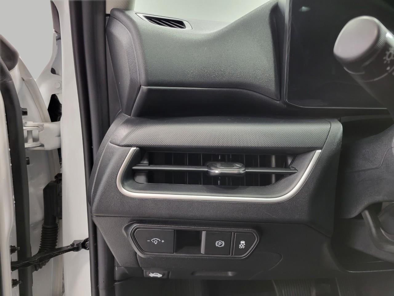 2025 Kia K4 LXS FWD