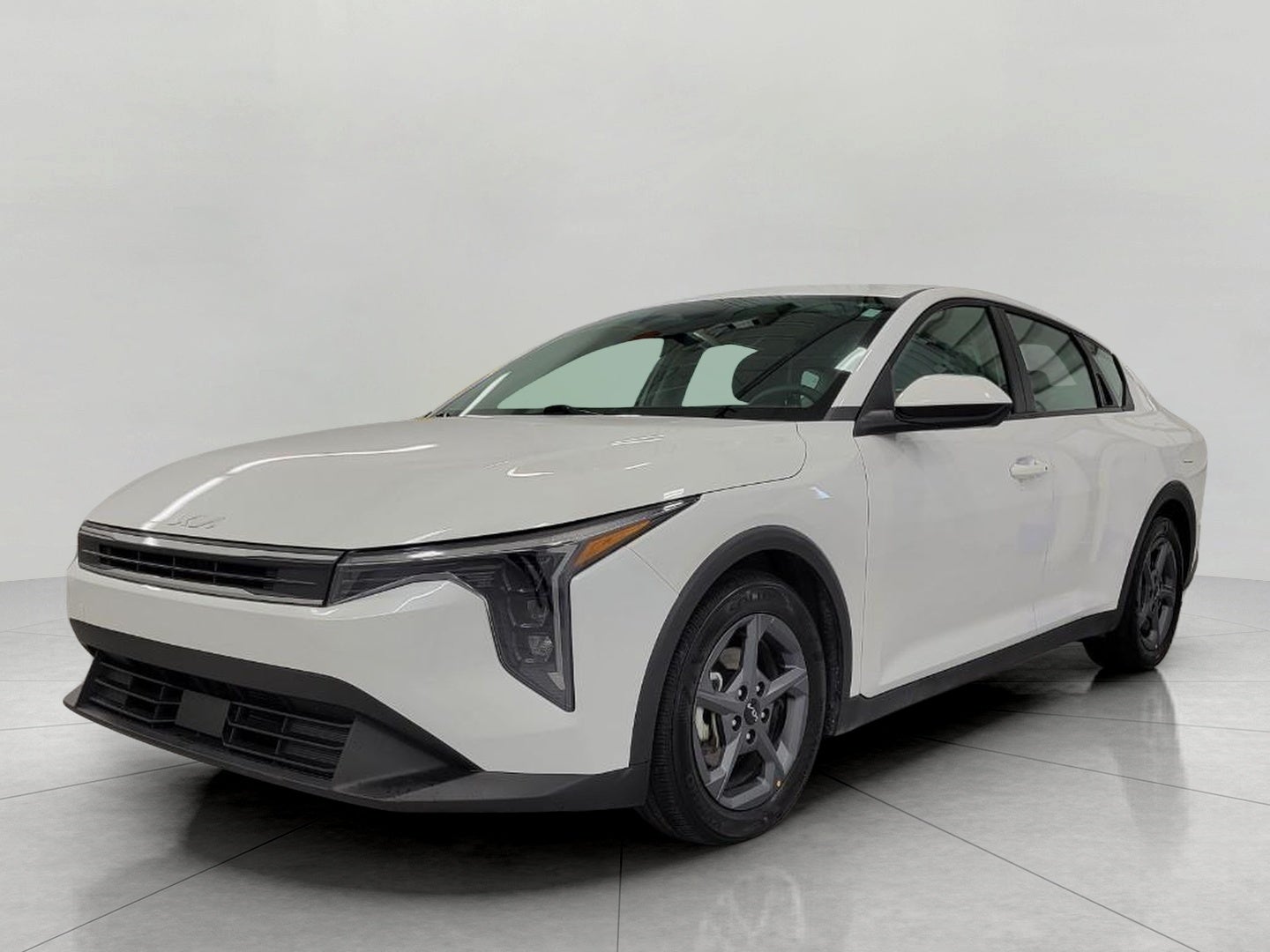 2025 Kia K4 LXS FWD