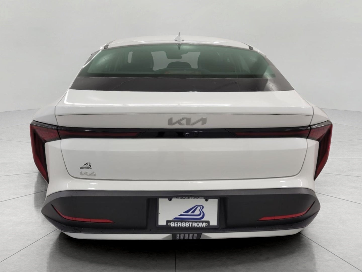 2025 Kia K4 LXS FWD