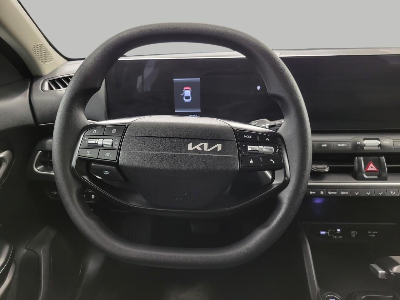 2025 Kia K4 LXS FWD