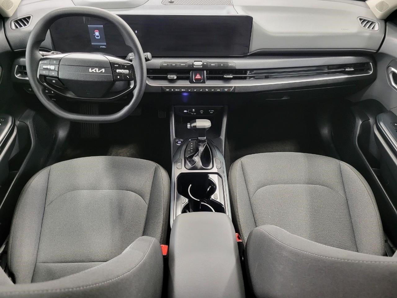 2025 Kia K4 LXS FWD