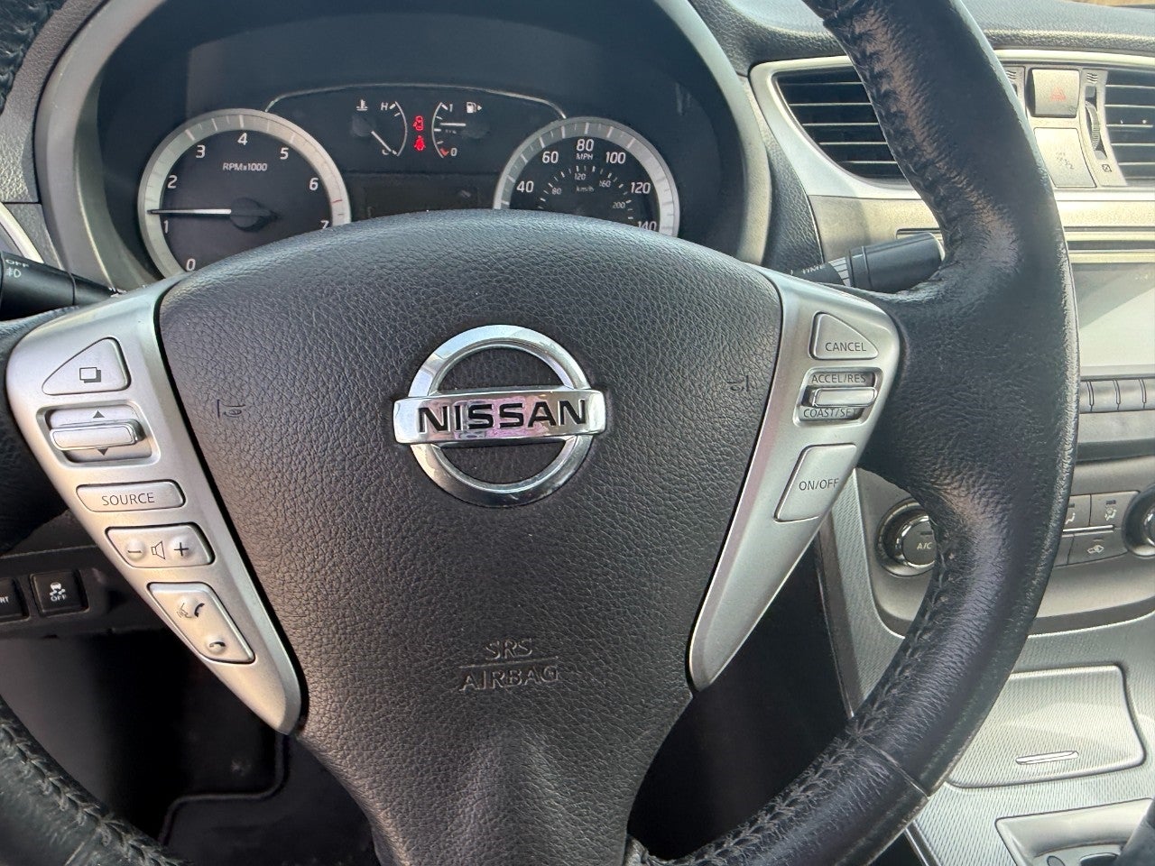 2013 Nissan Sentra 4dr Sdn I4 CVT SR