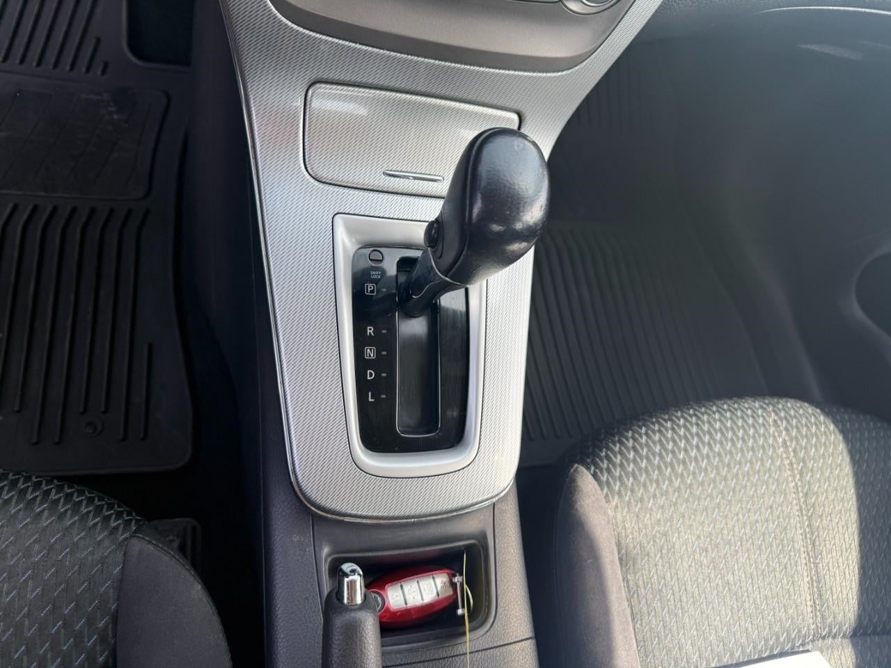 2013 Nissan Sentra 4dr Sdn I4 CVT SR