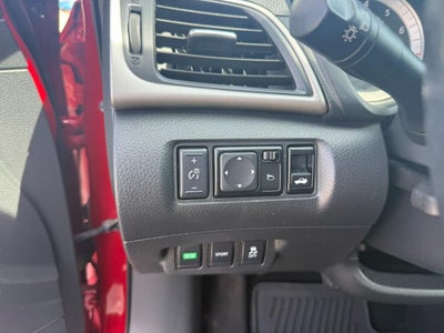 2013 Nissan Sentra 4dr Sdn I4 CVT SR