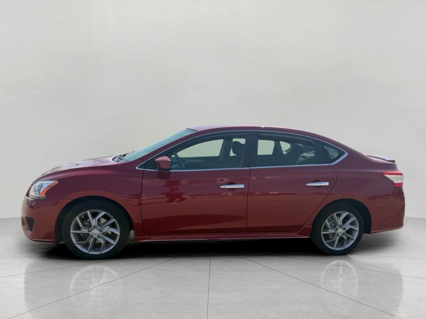 2013 Nissan Sentra 4dr Sdn I4 CVT SR