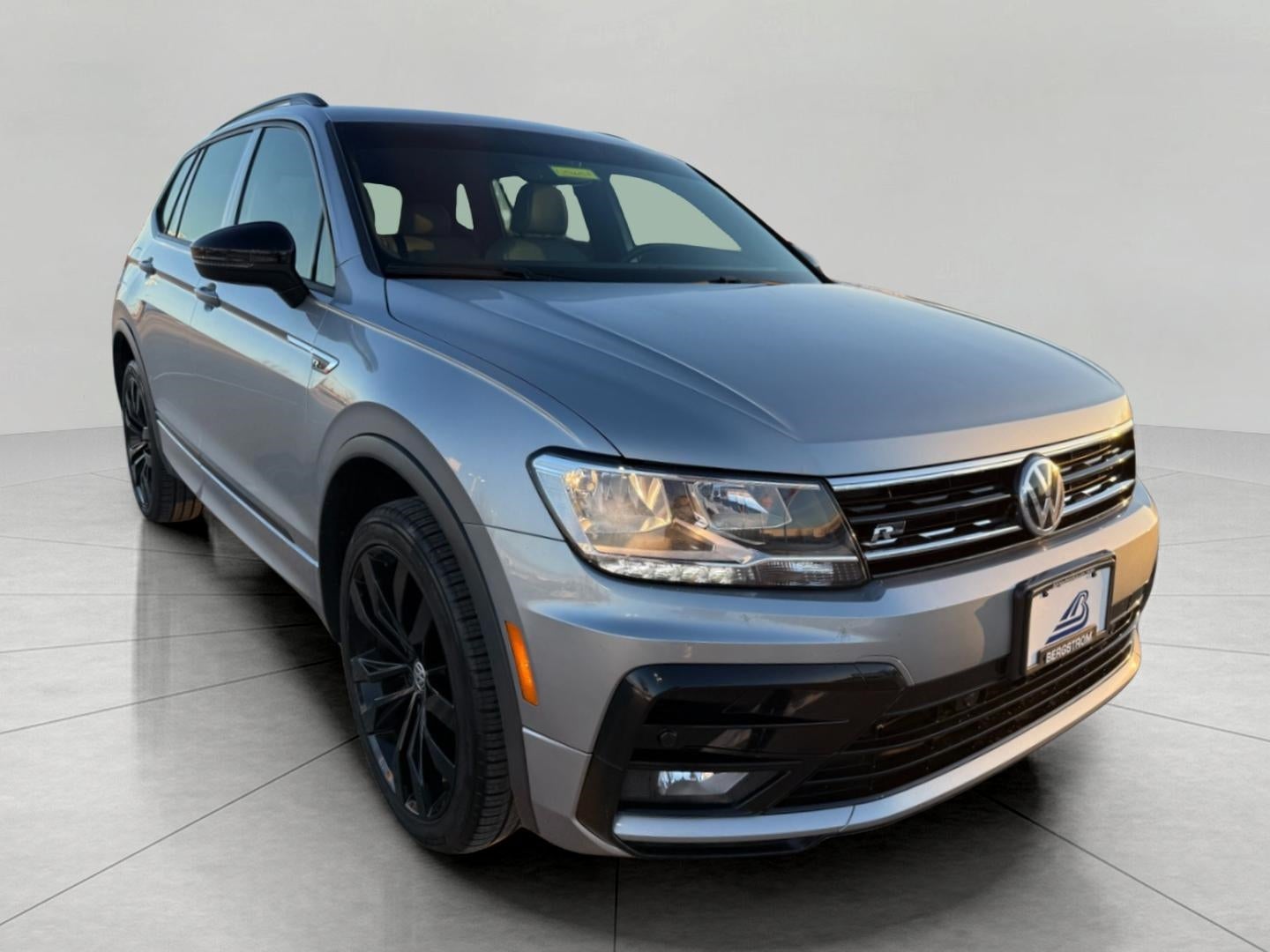 2020 Volkswagen Tiguan 2.0T SE R-Line Black 4MOTION