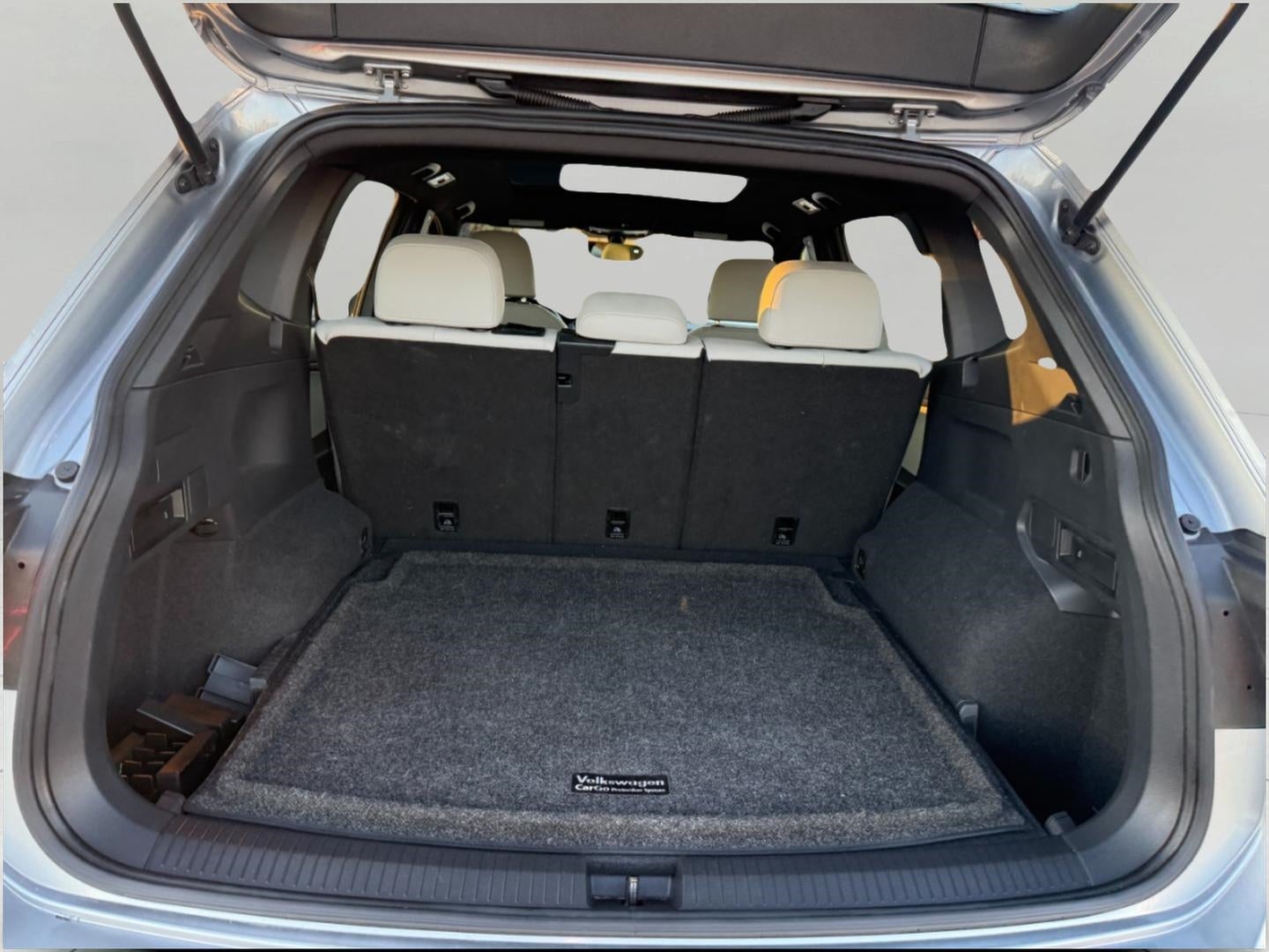 2020 Volkswagen Tiguan 2.0T SE R-Line Black 4MOTION