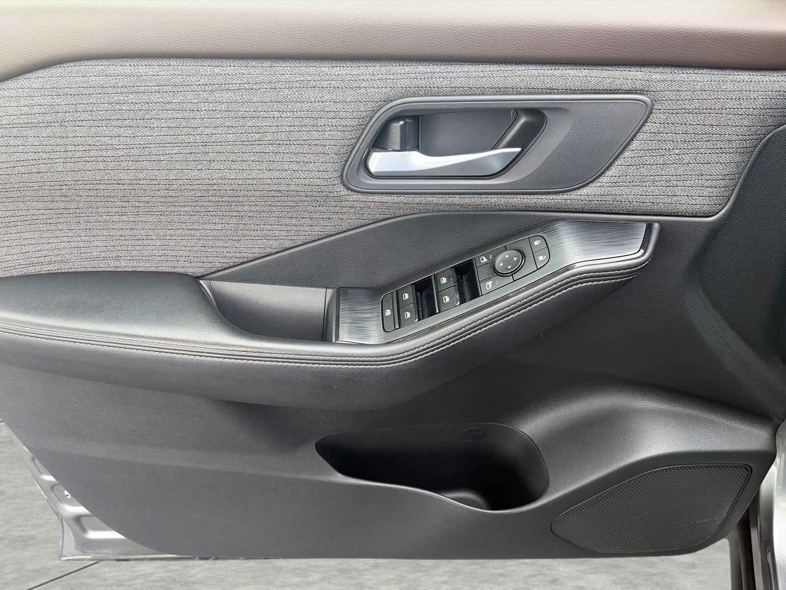 2021 Nissan Rogue AWD SV
