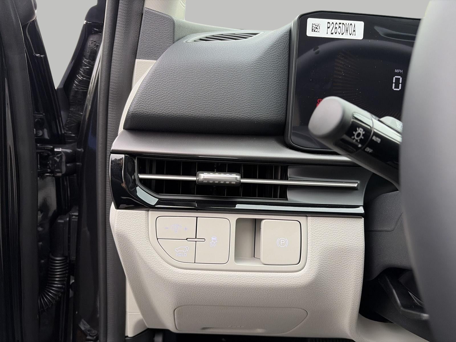 2026 Kia Sportage EX FWD