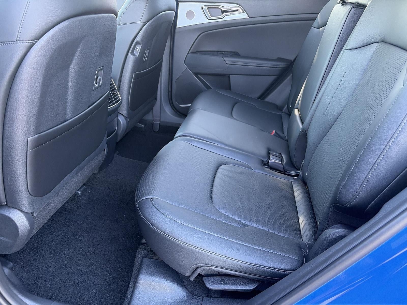 2027 Kia Sportage EX AWD
