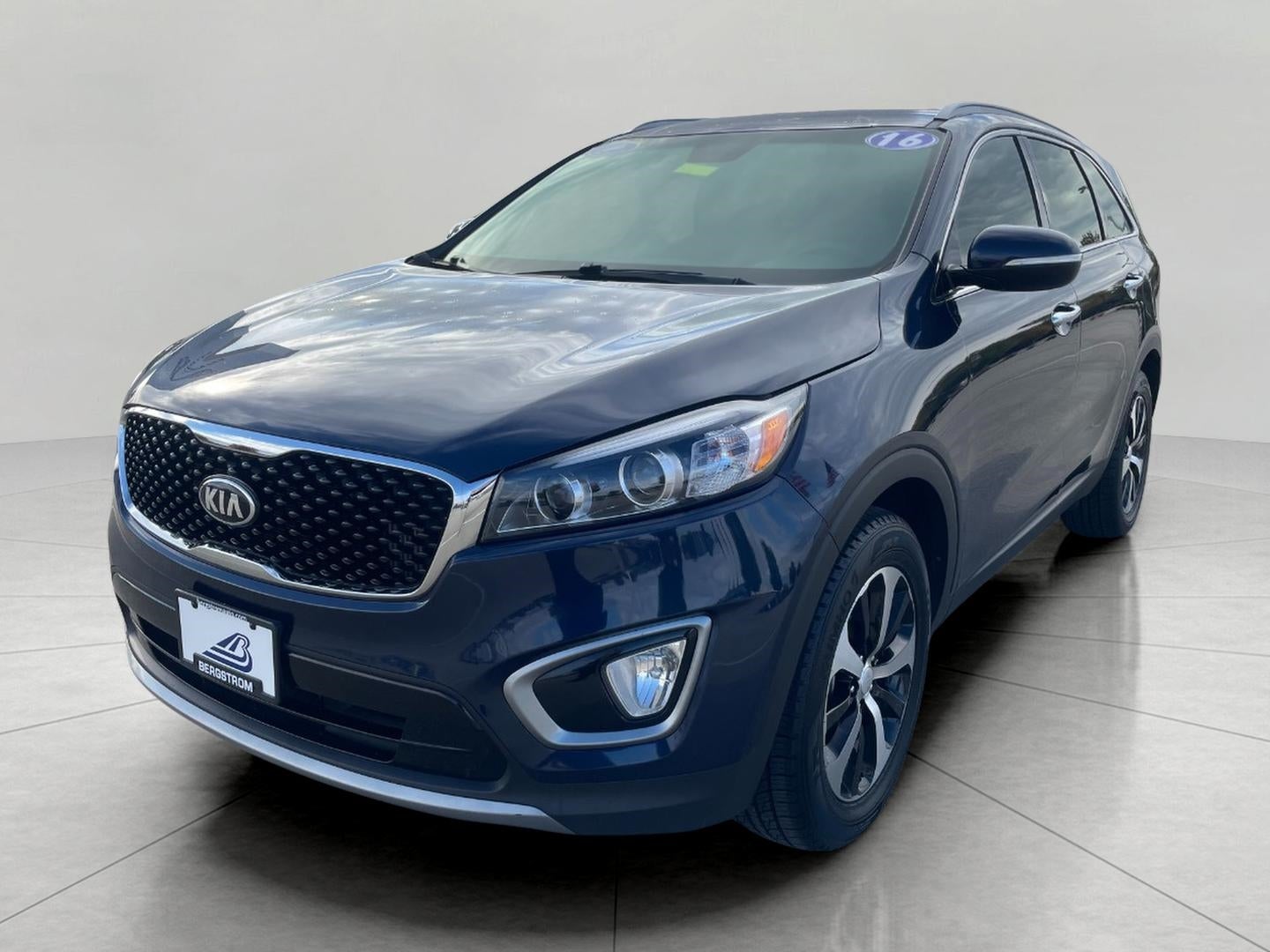 2016 Kia Sorento *HEATED SEATS *SUNROOF