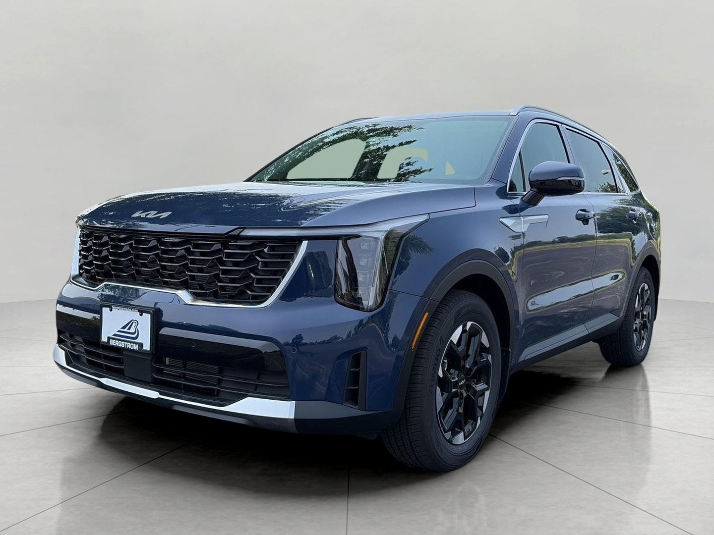 2026 Kia Sorento S FWD