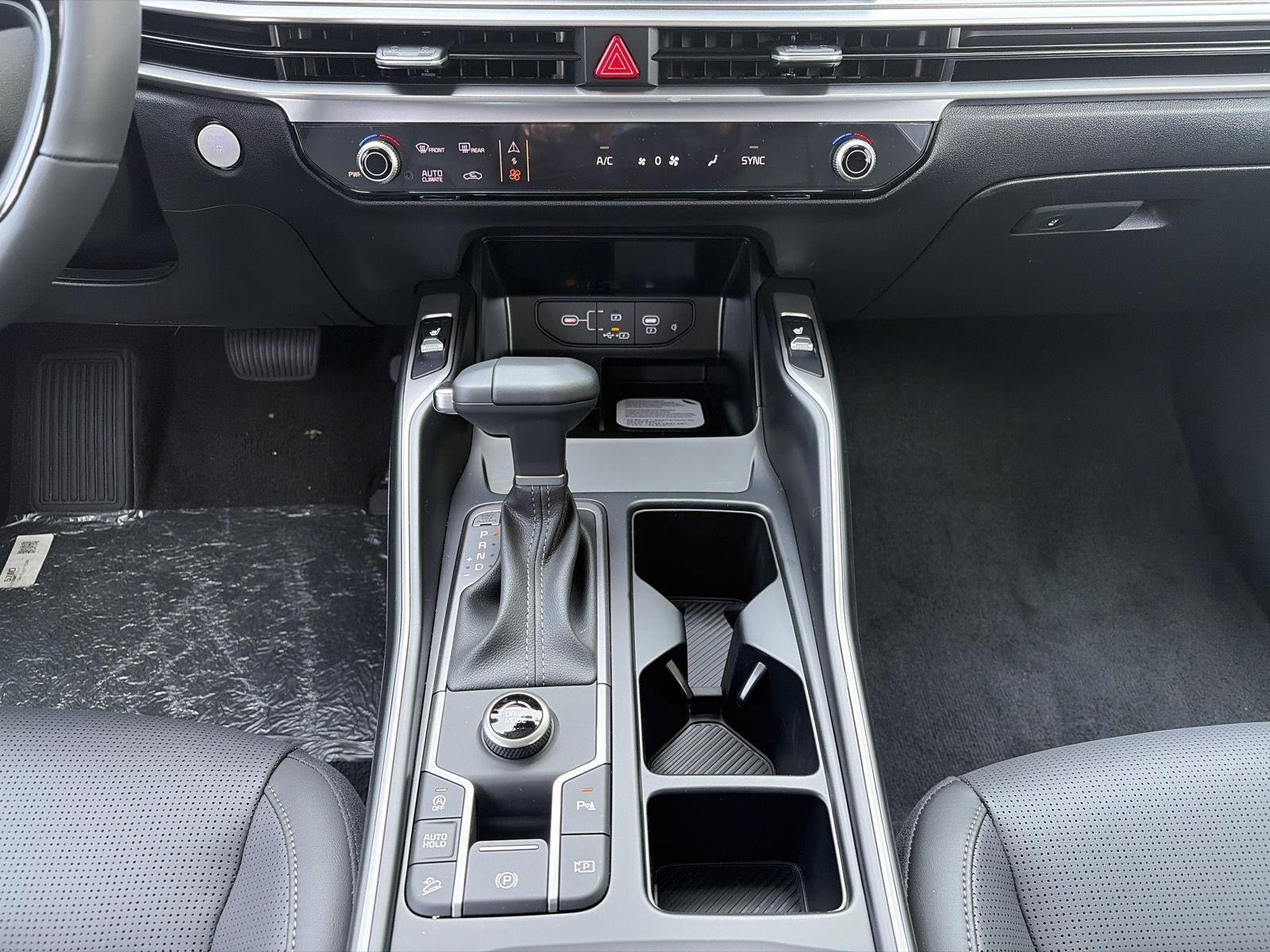 2026 Kia Sorento S FWD