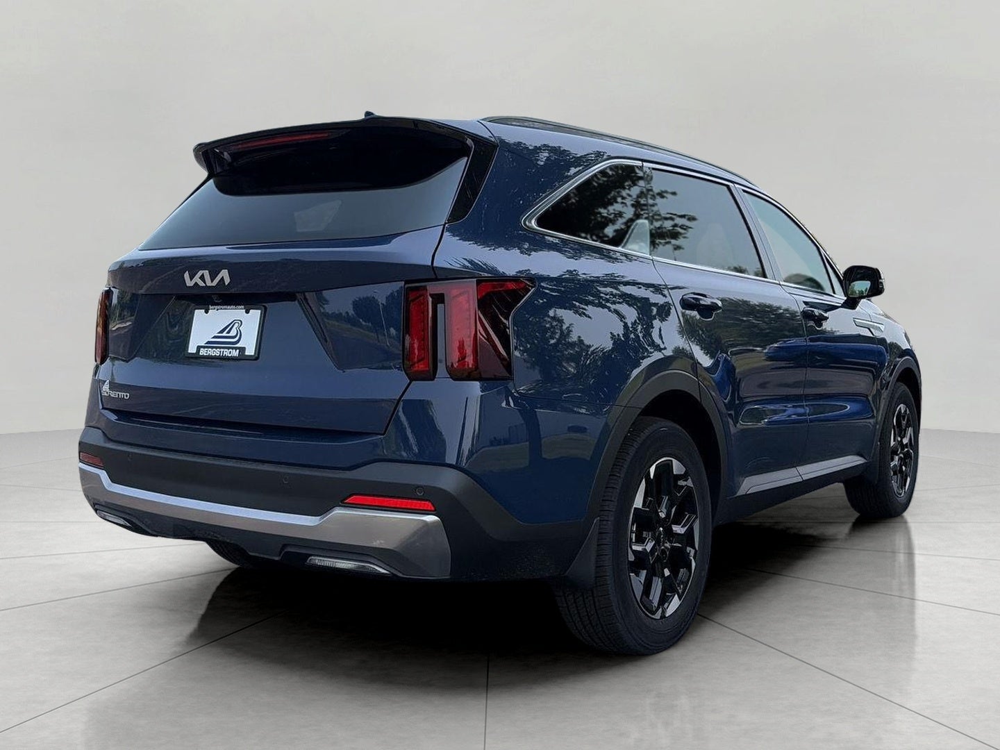 2026 Kia Sorento S FWD