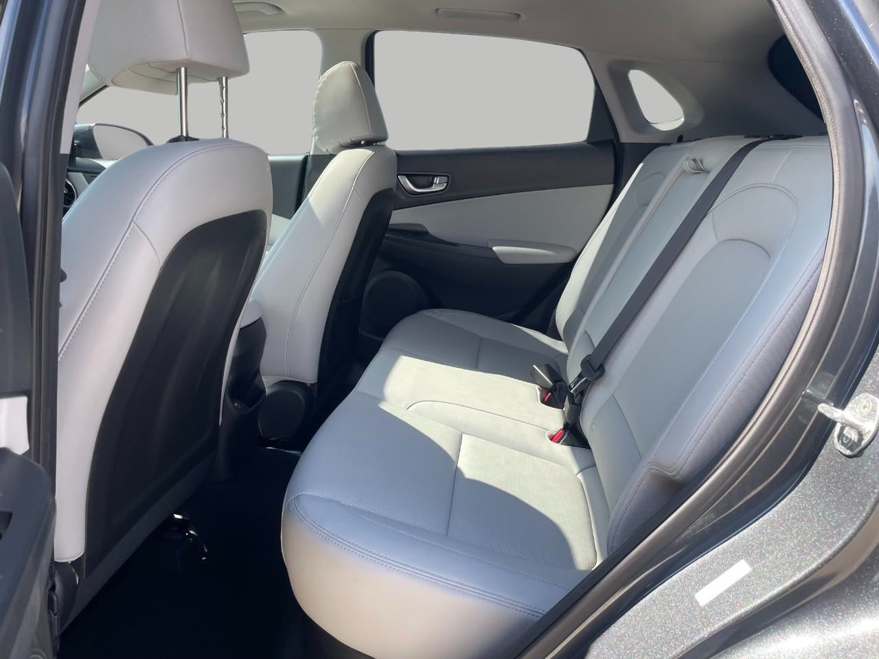 2022 Hyundai Kona Limited DCT FWD