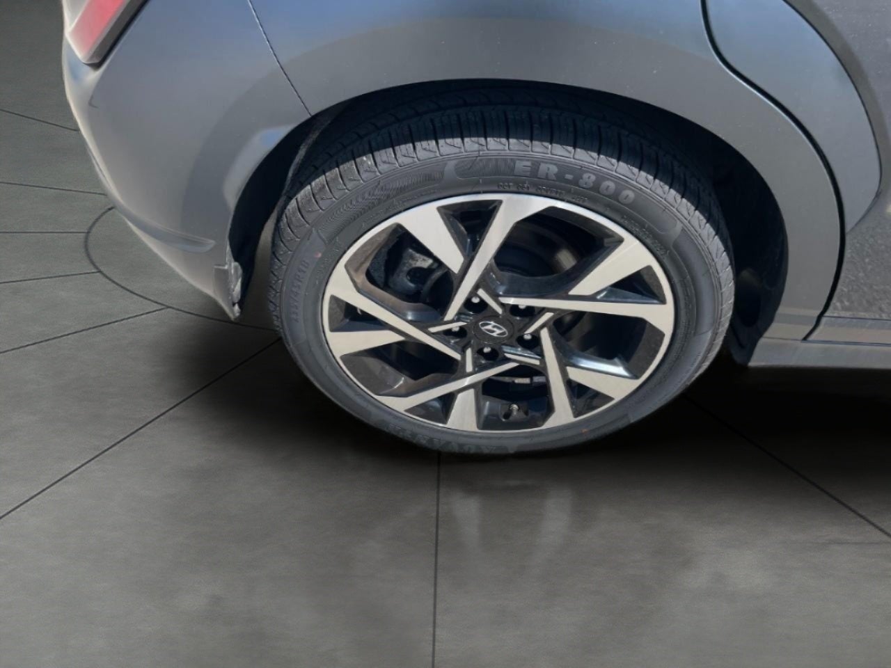 2022 Hyundai Kona Limited DCT FWD