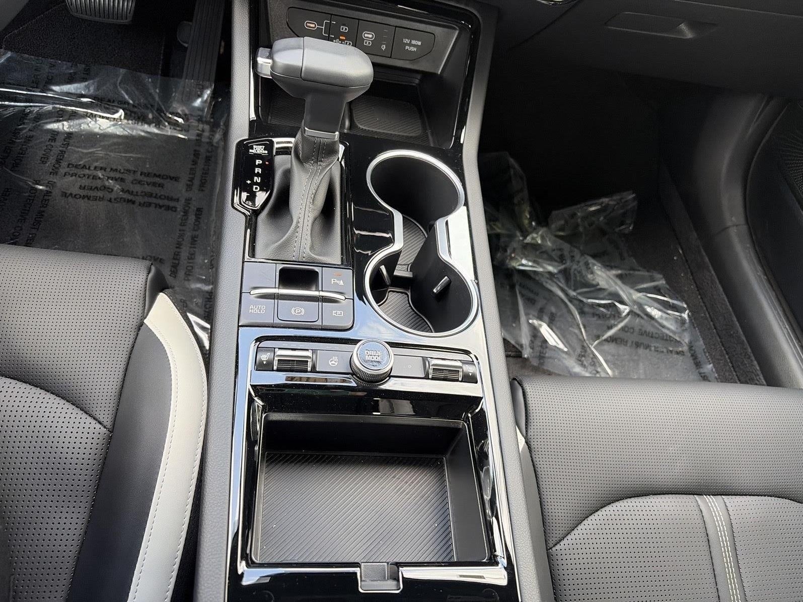 2026 Kia K5 GT-Line - Photo 17