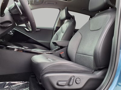 2025 Kia Niro Plug-In Hybrid SX Touring FWD