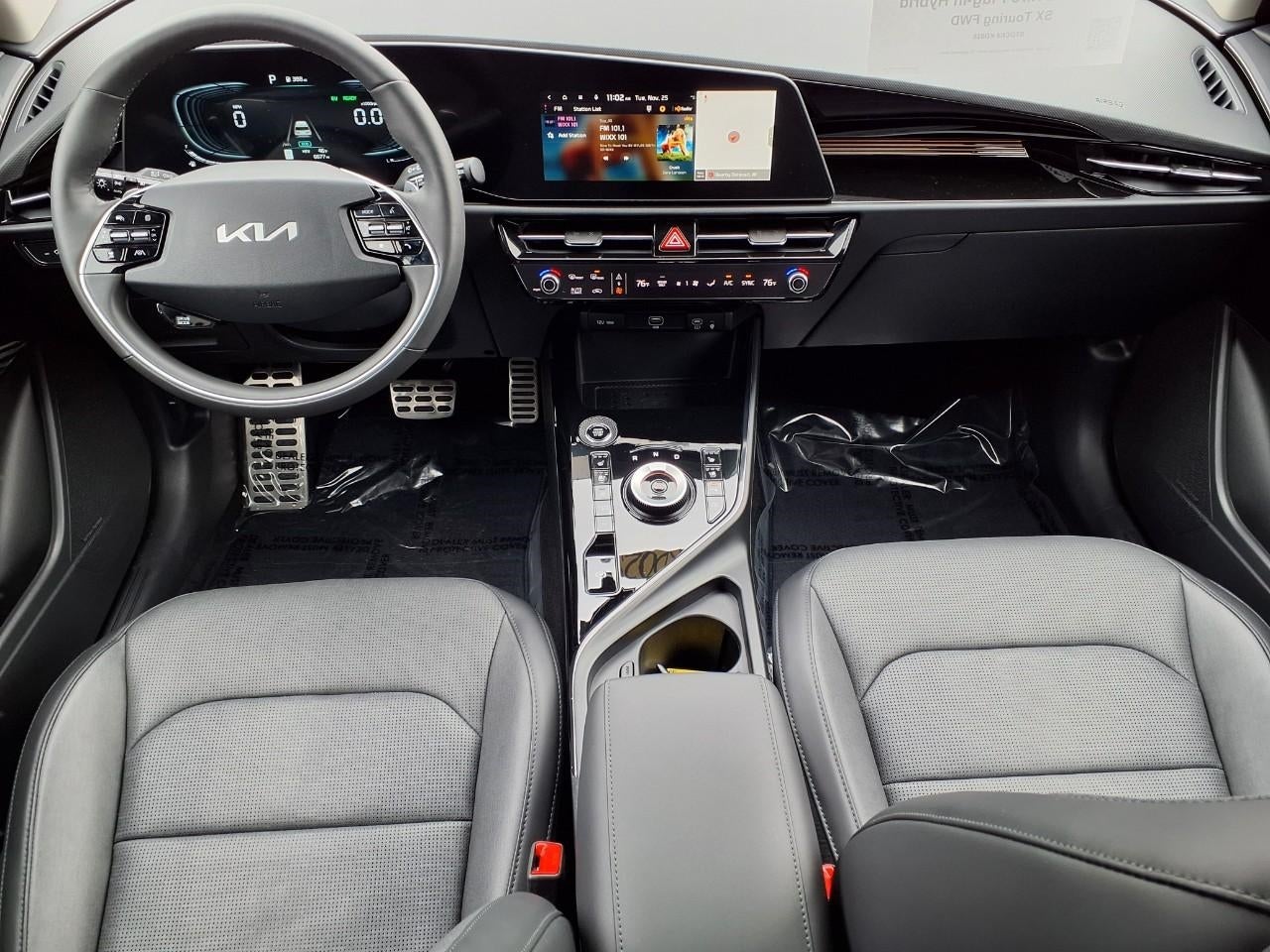 2025 Kia Niro Plug-In Hybrid SX Touring FWD