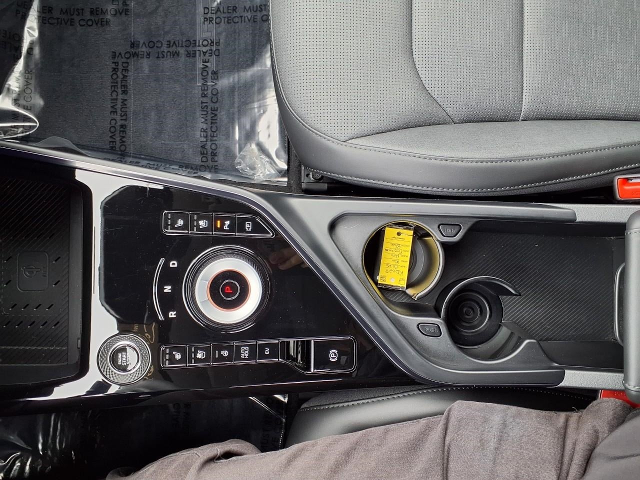 2025 Kia Niro Plug-In Hybrid SX Touring FWD