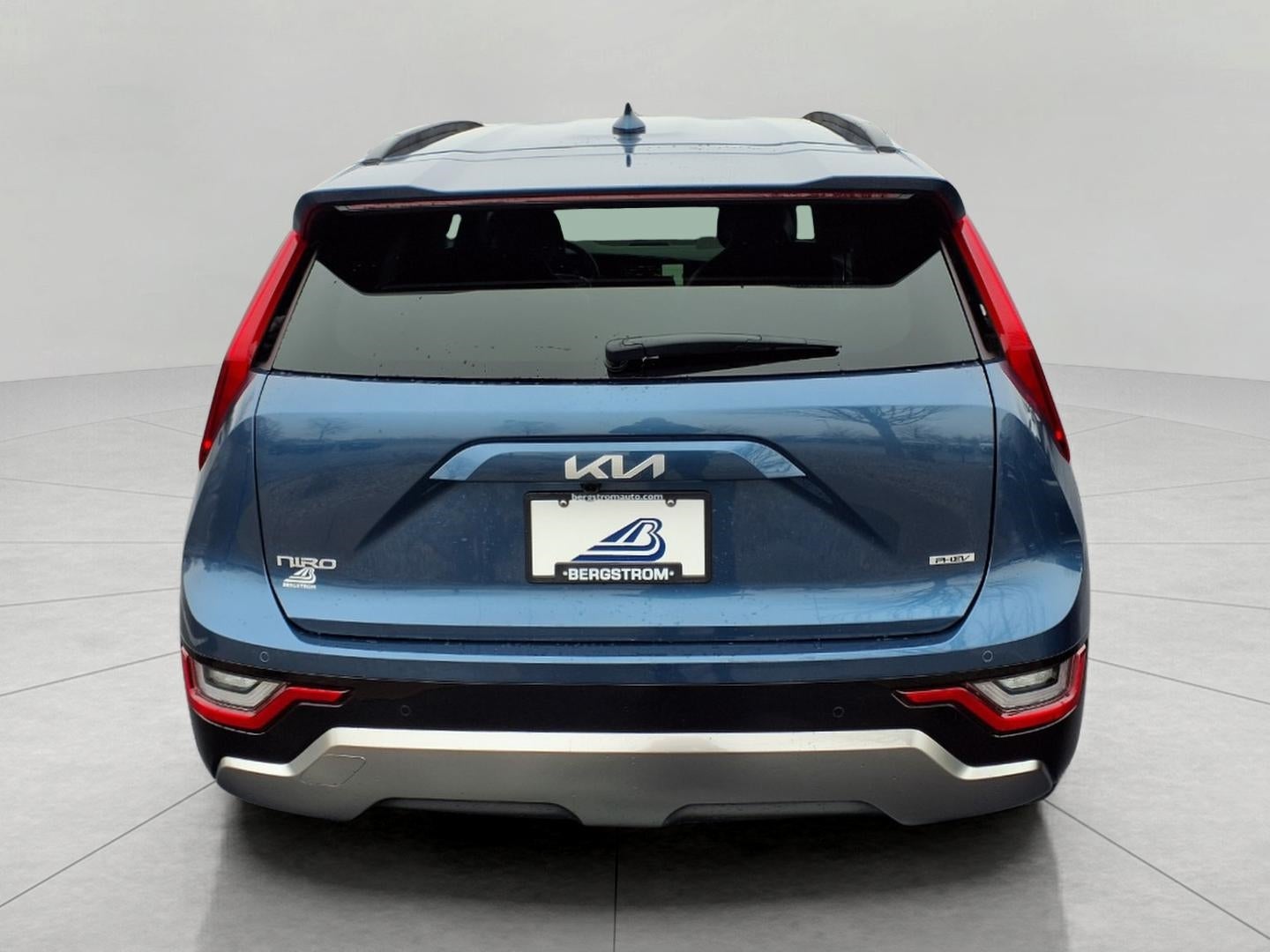 2025 Kia Niro Plug-In Hybrid SX Touring FWD