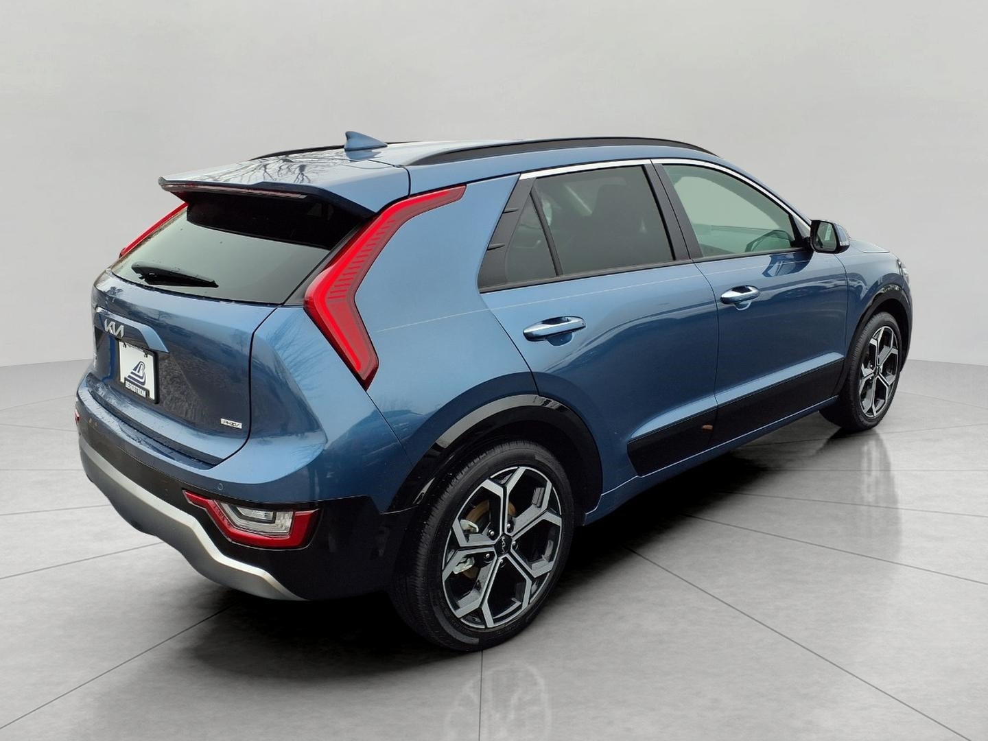 2025 Kia Niro Plug-In Hybrid SX Touring FWD