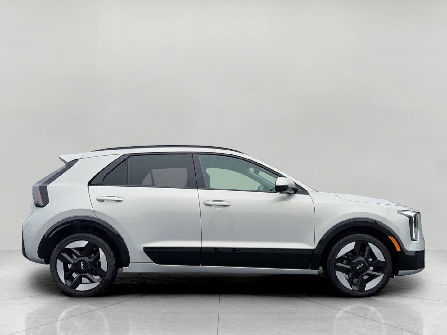2027 Kia Niro SX Touring FWD