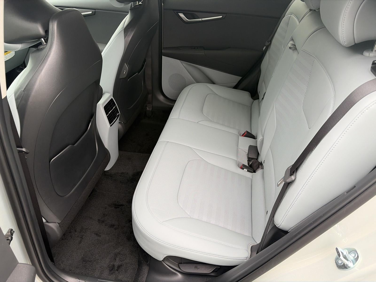 2027 Kia Niro SX Touring FWD