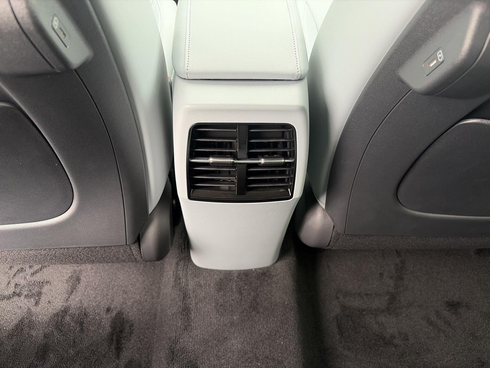2027 Kia Niro SX Touring FWD