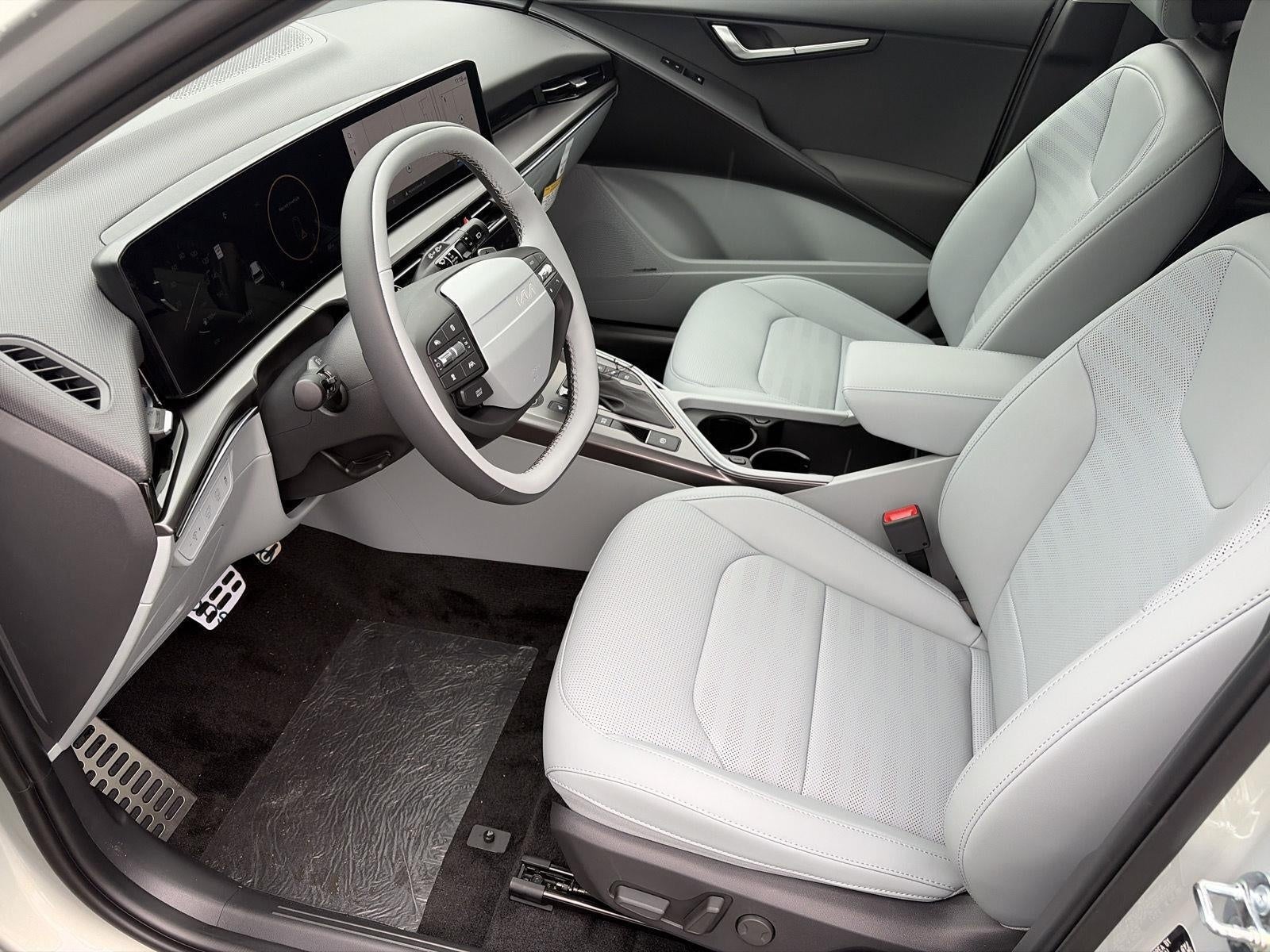 2027 Kia Niro SX Touring FWD
