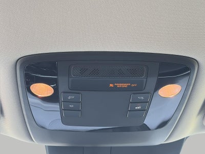 2023 Kia Carnival LX FWD