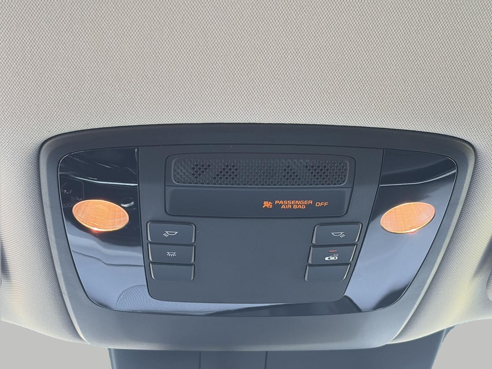 2023 Kia Carnival LX FWD