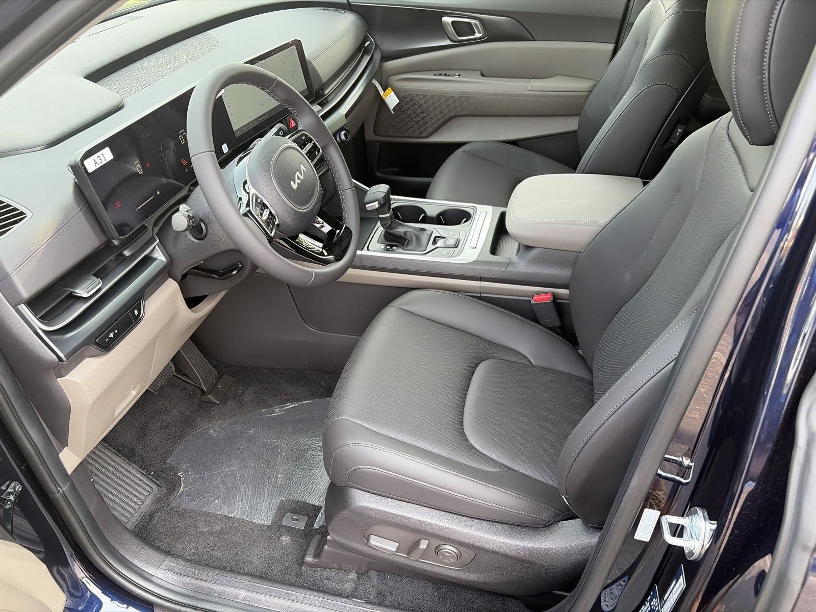 2026 Kia Carnival LX FWD