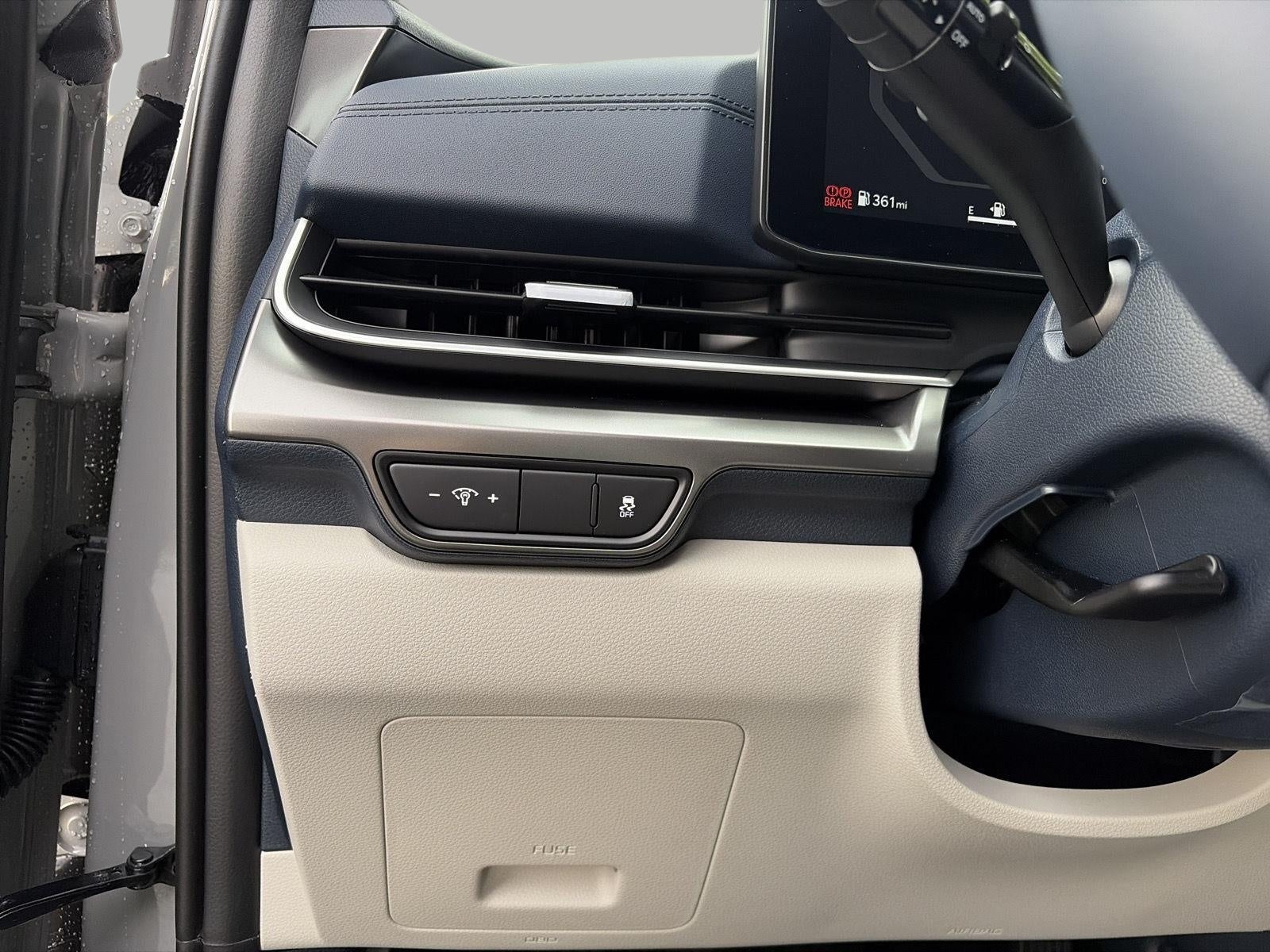 2027 Kia Carnival SX FWD