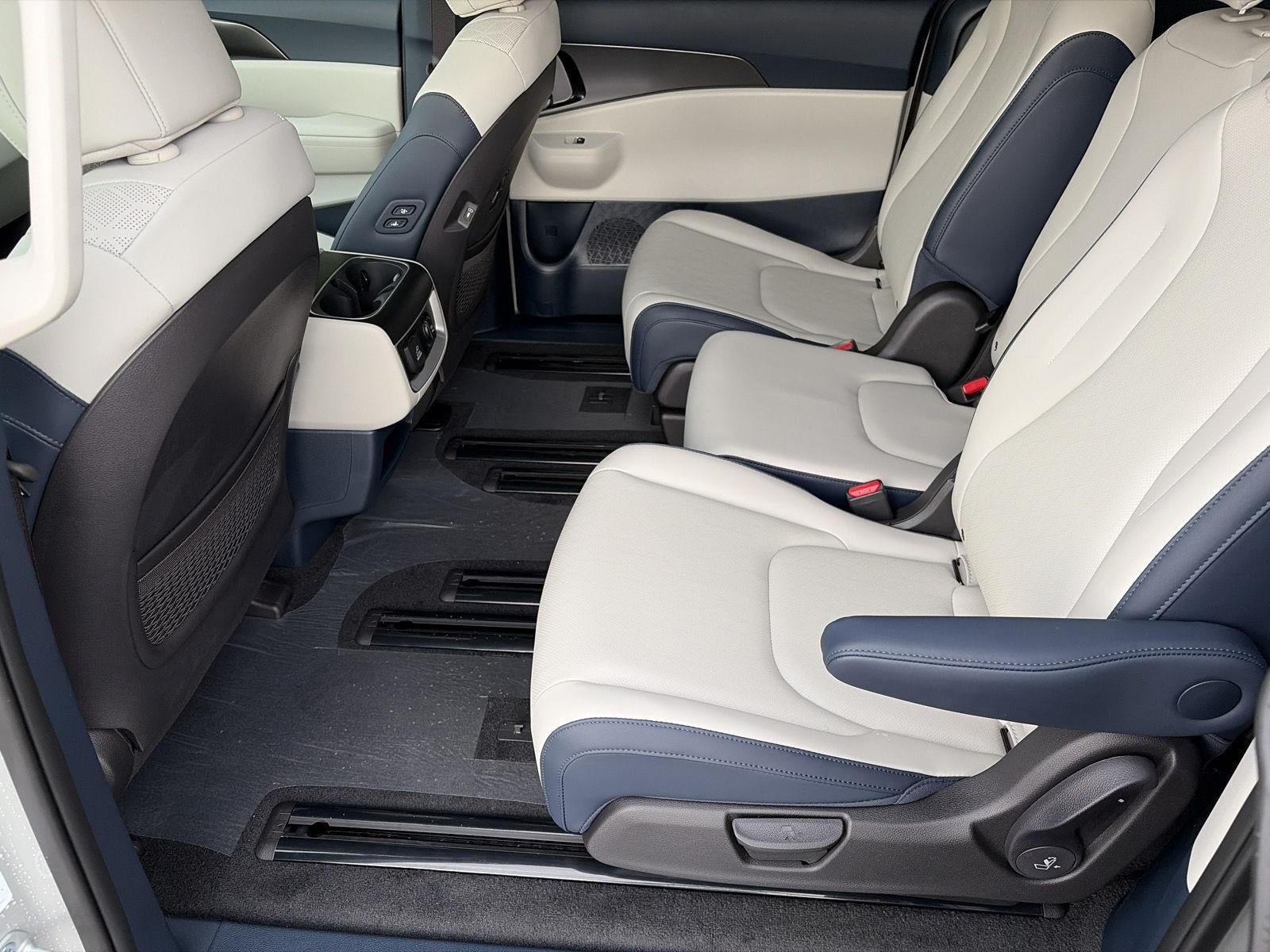 2027 Kia Carnival SX FWD