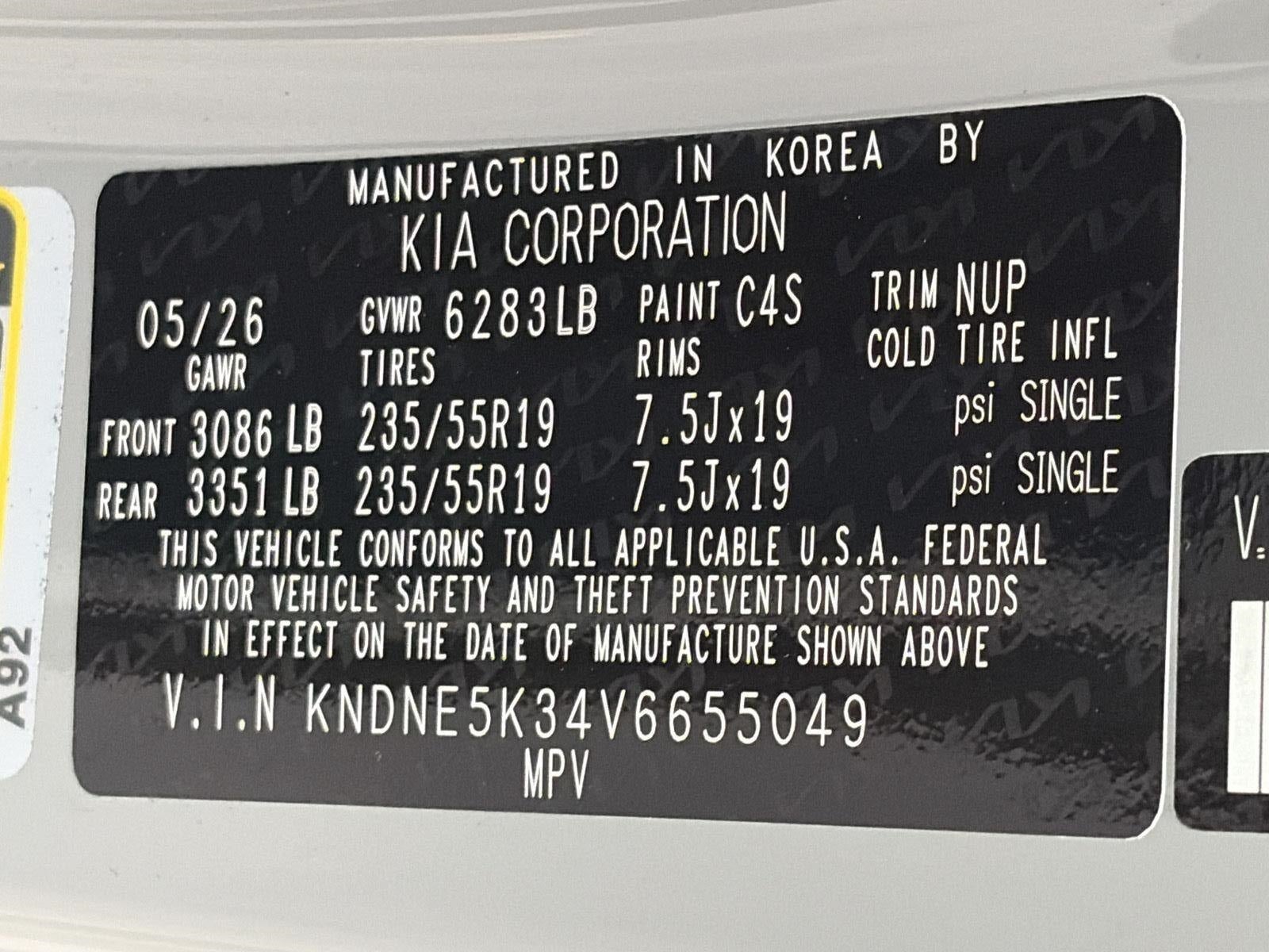 2027 Kia Carnival SX FWD