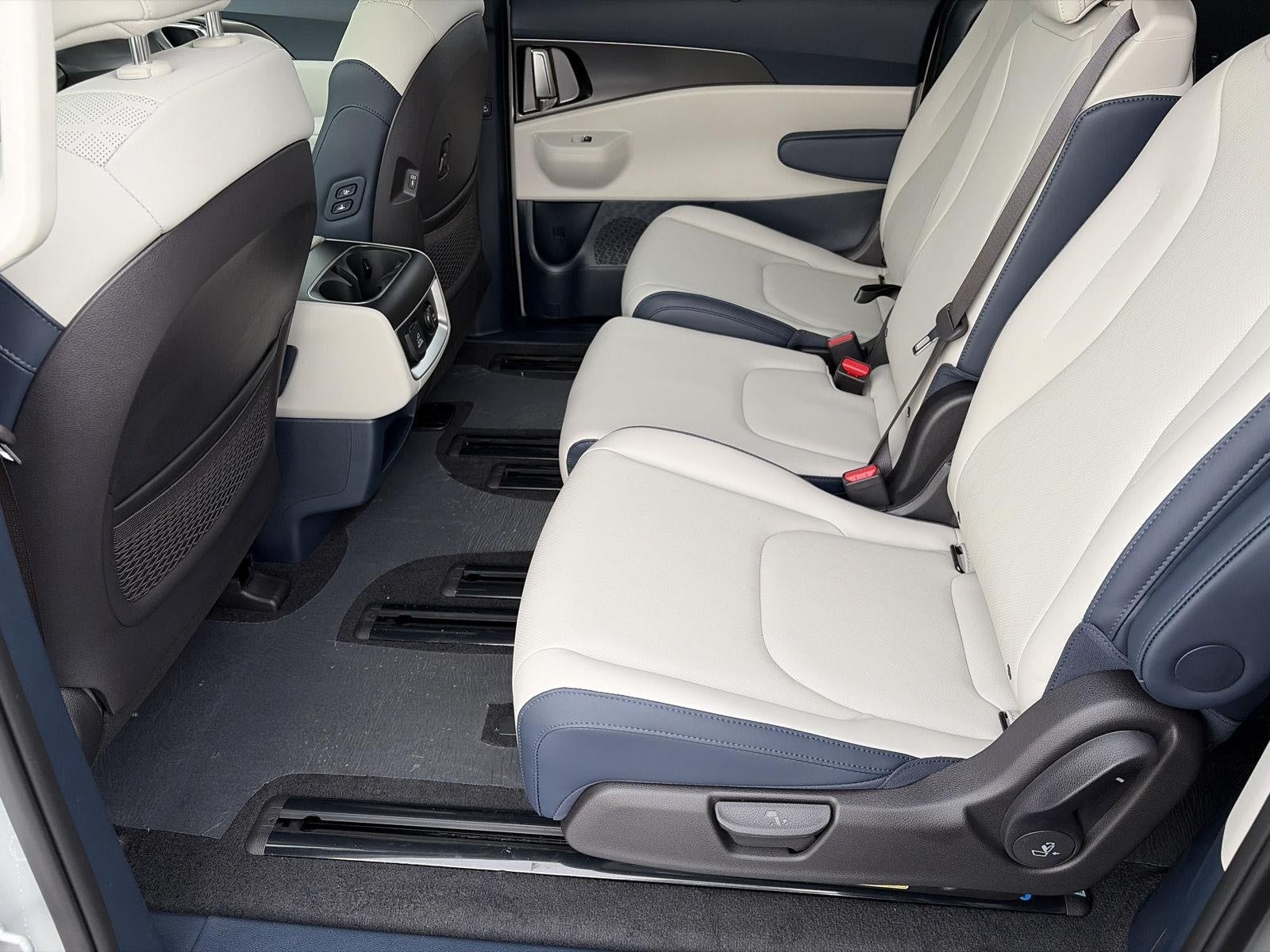 2027 Kia Carnival SX FWD